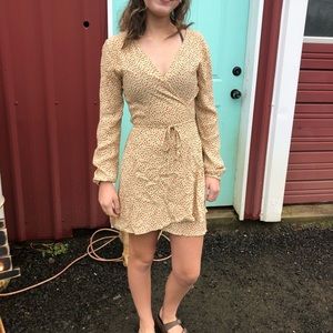 Brandy Melville wrap dress